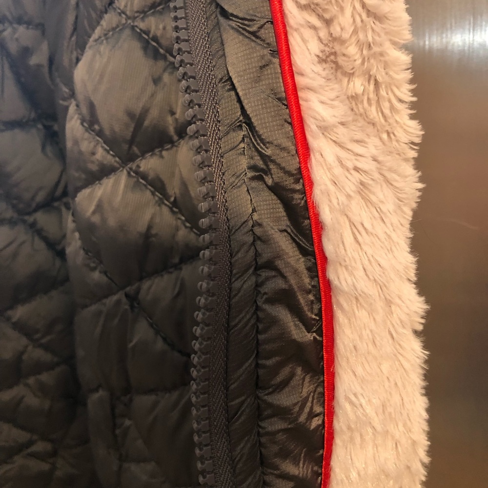 Puffer jacket - Picture 3 of 16